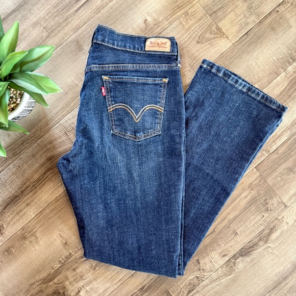 Levi's Denim - Levi’s 515 Bootcut denim jeans size 10M